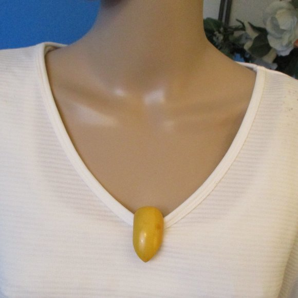 Art Deco BAKELITE Convertible Dress Clip ~ 1930s Egg Yolk Yellow Bakelite Clip - Picture 11 of 15